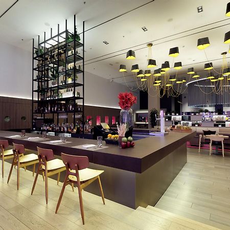 Melia Barcelona Sky 4* Sup Hotel Exterior photo