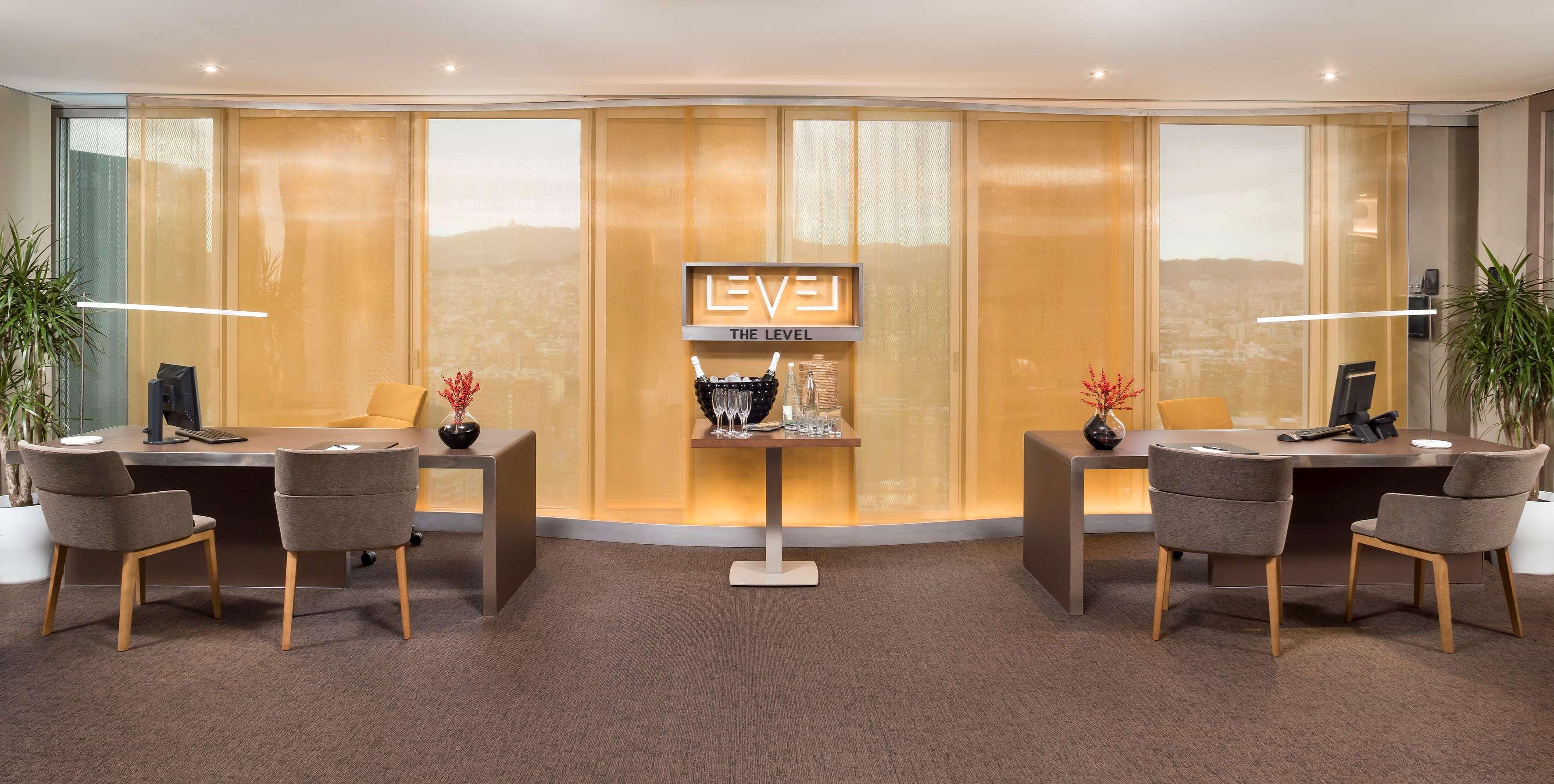 Melia Barcelona Sky 4* Sup Hotel Exterior photo