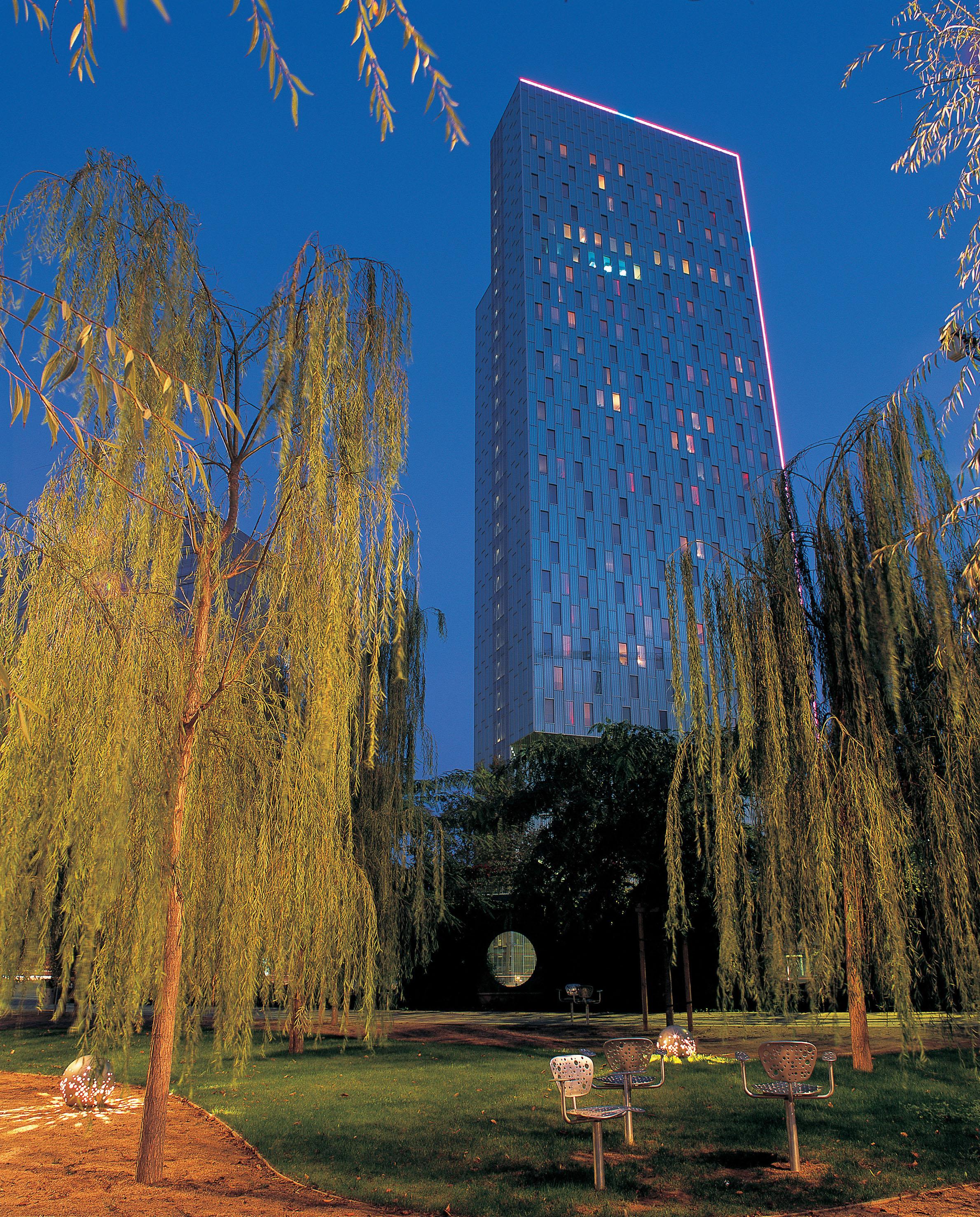 Melia Barcelona Sky 4* Sup Hotel Exterior photo